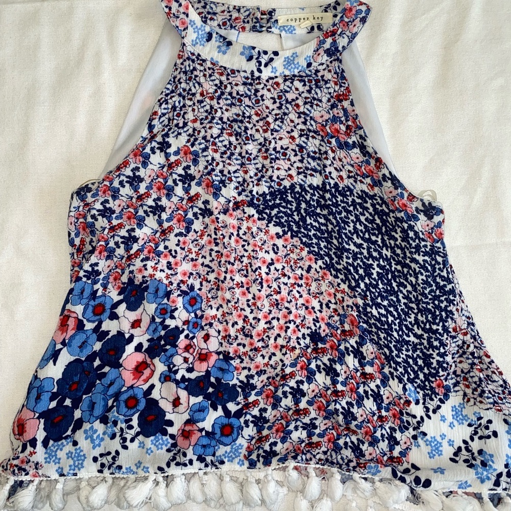 gorgeous high-neck floral tank top